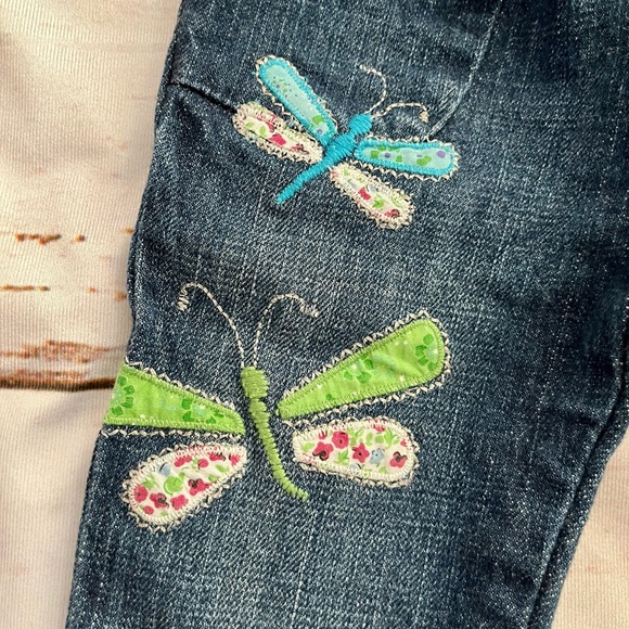 Gap Kids dragonfly appliqué and embroidered capri pants 3t - Picture 2 of 5